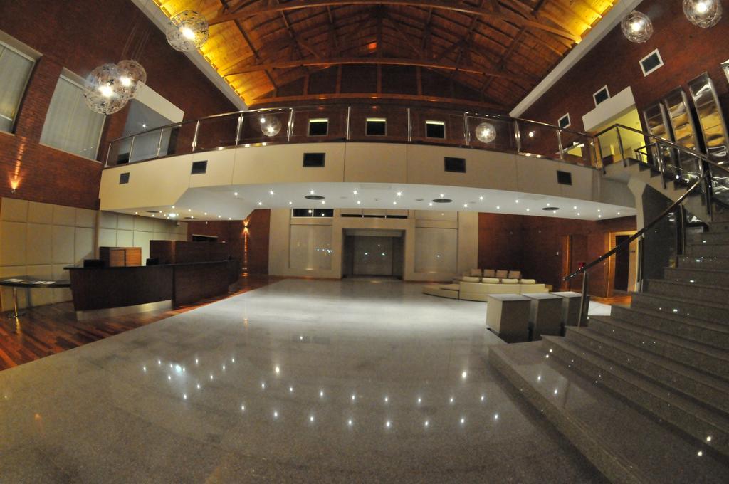 Antu Malal Hotel Plaza Huincul Εξωτερικό φωτογραφία