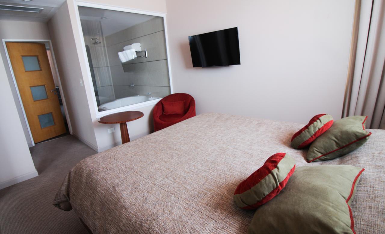 Antu Malal Hotel Plaza Huincul Εξωτερικό φωτογραφία